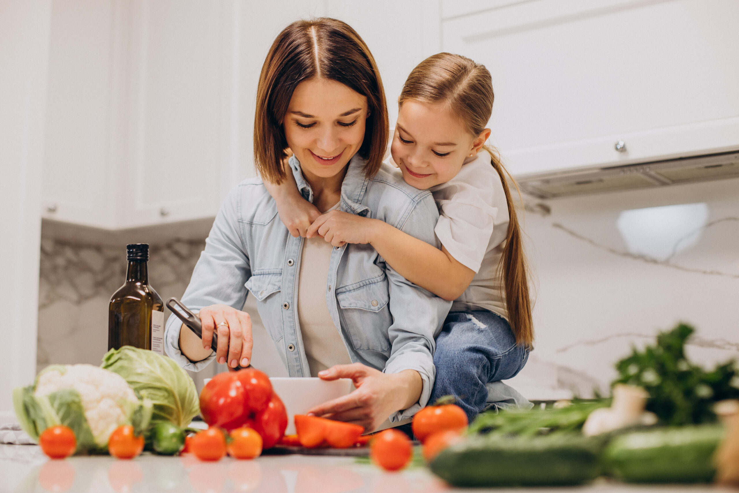 La Importancia de la Alimentación en los Niños: Cómo Complementarla con Juegos para Mejorar Hábitos Alimenticios»